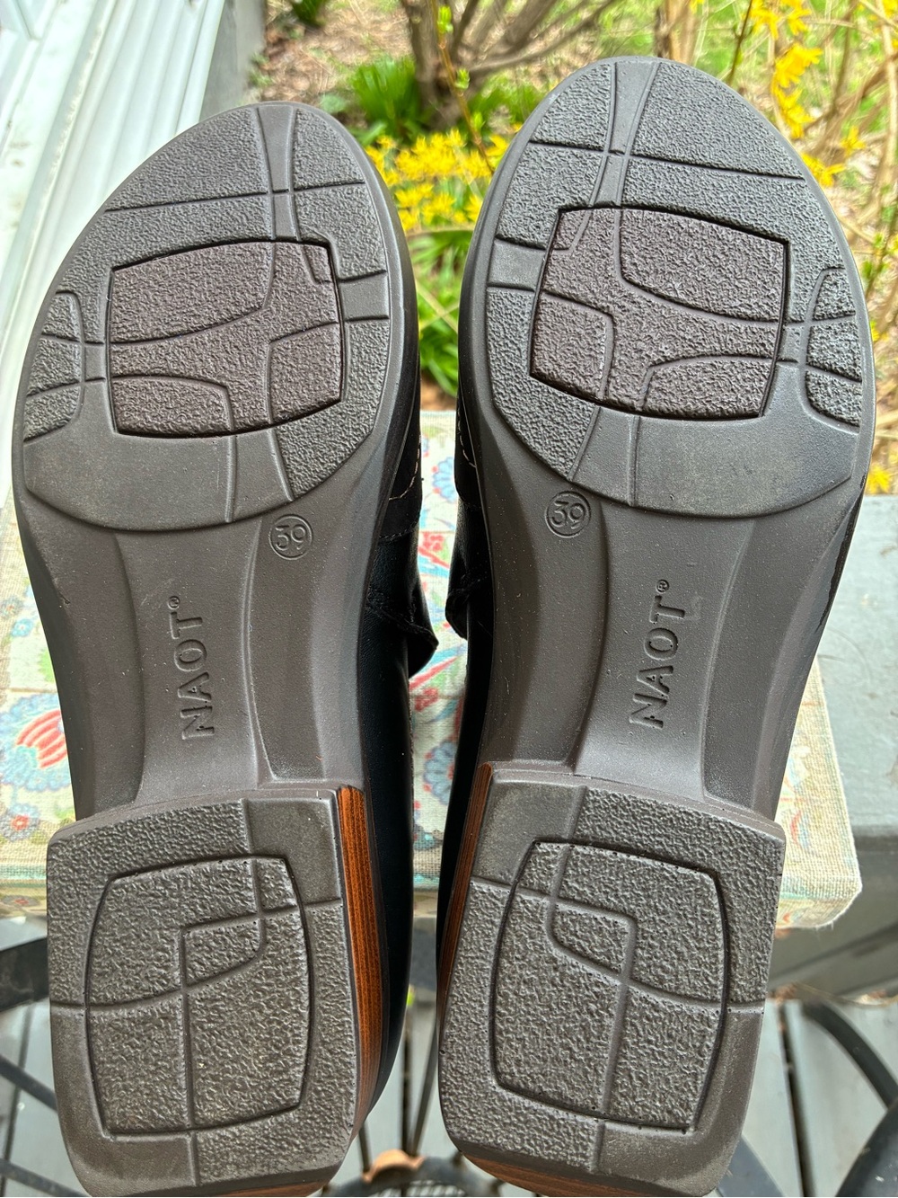 Women’s Naot Angin Slip-On Loafer 39 - Picture 5 of 6
